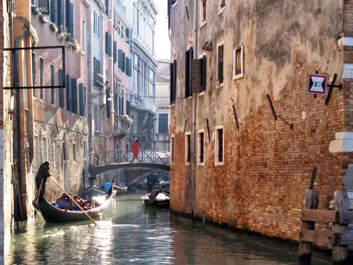 Framed Print : Gondola with tourists on a canal in Venice Framed Print : Gondola with tourists on a canal in Venice