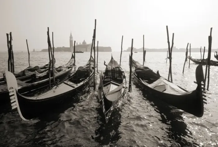 Framed Print : Gondolas and the San Giorgio Maggiore church Framed Print : Gondolas and the San Giorgio Maggiore church