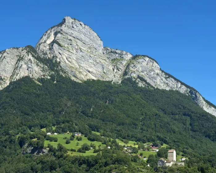 Framed Print : Gonzen Mountain, with Schloss Sargans Castle below, Sargans, Canton of St. Gallen, Switzerland Framed Print : Gonzen Mountain, with Schloss Sargans Castle below, Sargans, Canton of St. Gallen, Switzerland