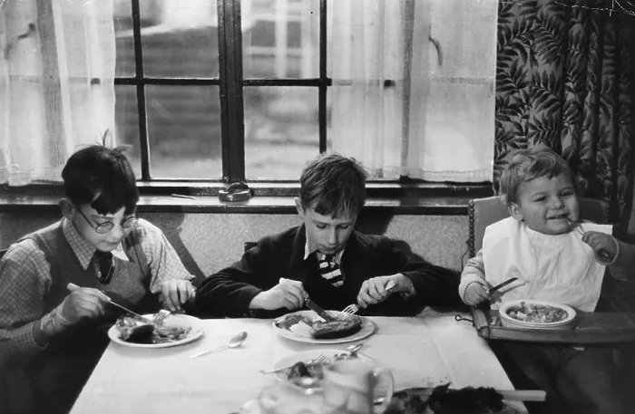Framed Print : Good Grub. 29th March 1947: On the left 12 year old Victor Yorke Framed Print : Good Grub. 29th March 1947: On the left 12 year old Victor Yorke