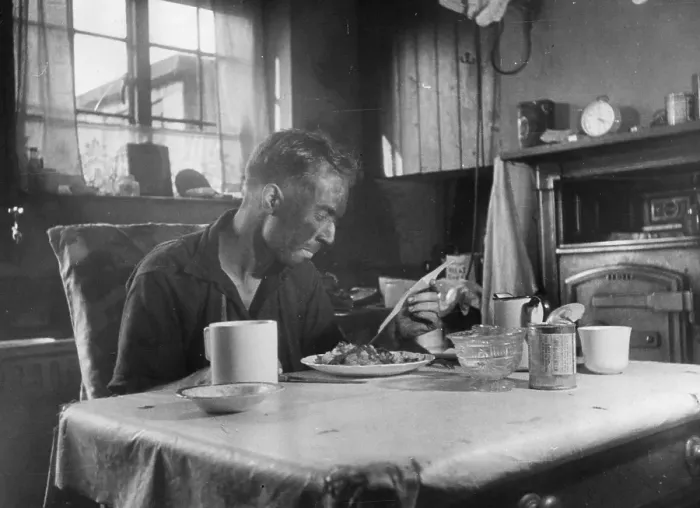 Framed Print : Good News. 19th January 1946: Ernest Fisher, a Yorkshire miner
