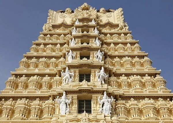 Gopuram of Sri Chamundeshwari Temple, Chamundi Hill, Mysore, Karnataka, South India, India, South Asia, Asia