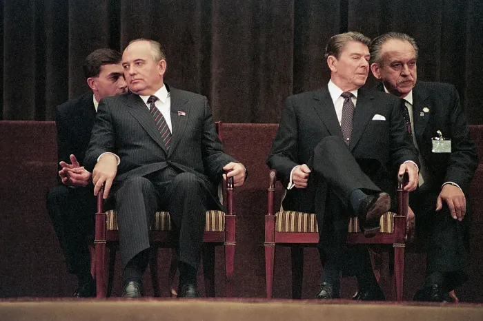 Framed Print : Gorbachev And Reagan At Geneva Summit Framed Print : Gorbachev And Reagan At Geneva Summit