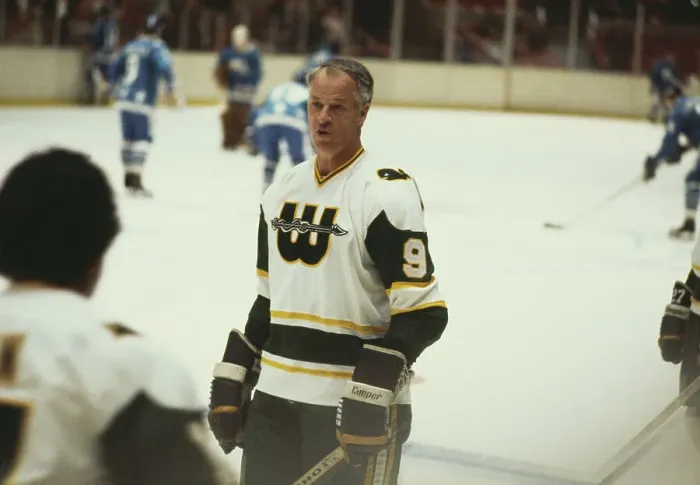 Framed Print : Gordie Howe Framed Print : Gordie Howe
