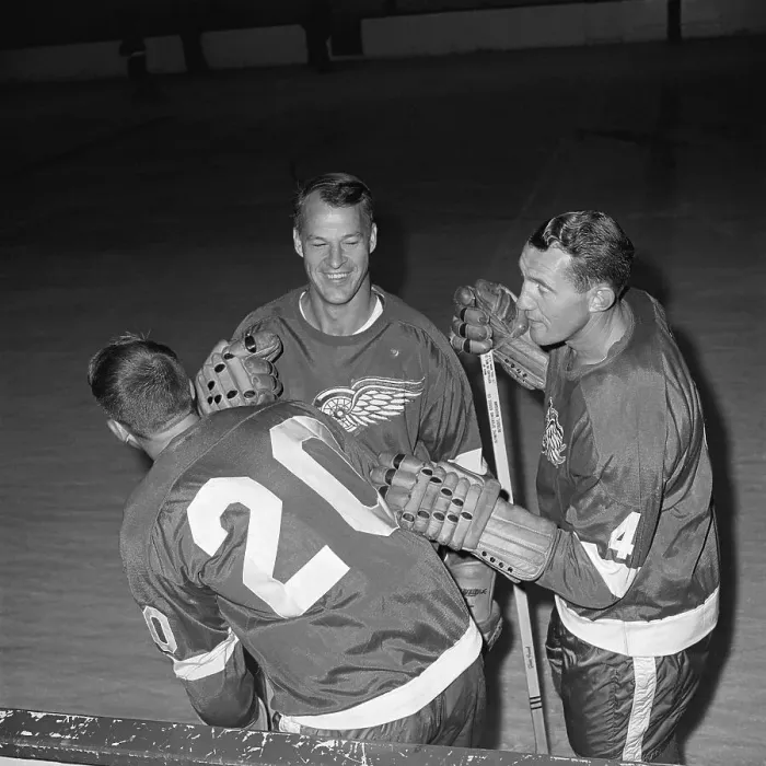 Framed Print : Gordon Howe, Teammate Look at Jersey Number Framed Print : Gordon Howe, Teammate Look at Jersey Number