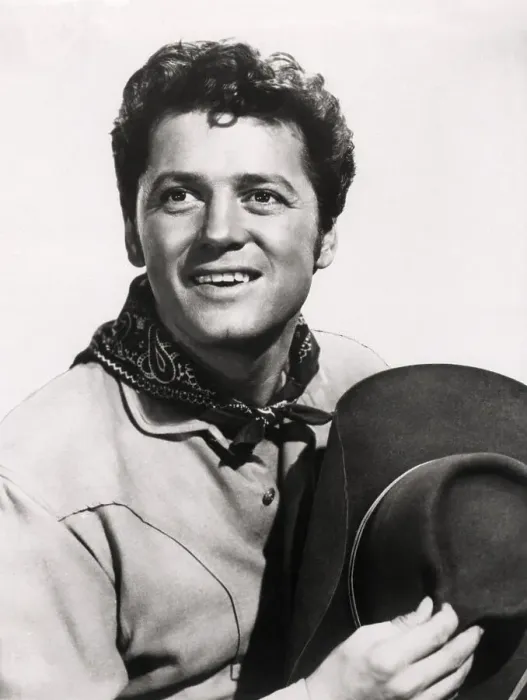 Framed Print : Gordon MacRae as Curly in Oklahoma Framed Print : Gordon MacRae as Curly in Oklahoma