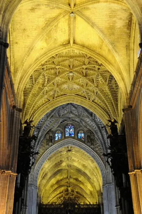 Framed Print : Gothic nave of the Cathedral of Seville, Andalusia, Spain Framed Print : Gothic nave of the Cathedral of Seville, Andalusia, Spain