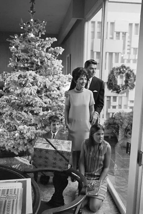 Framed Print : Governor Ronald Reagan With His Family Framed Print : Governor Ronald Reagan With His Family