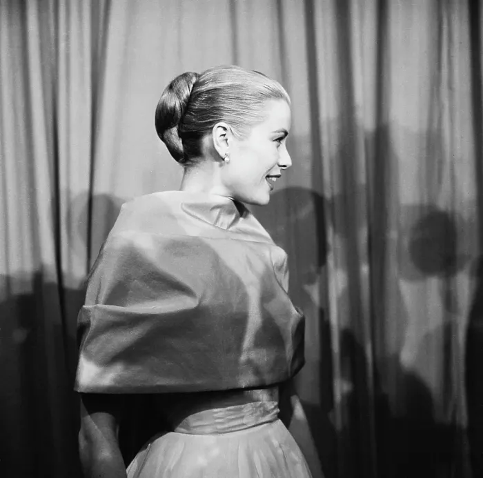 Framed Print : Grace Kelly Framed Print : Grace Kelly