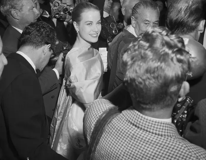 Framed Print : Grace Kelly Attending the Academy Awards Framed Print : Grace Kelly Attending the Academy Awards