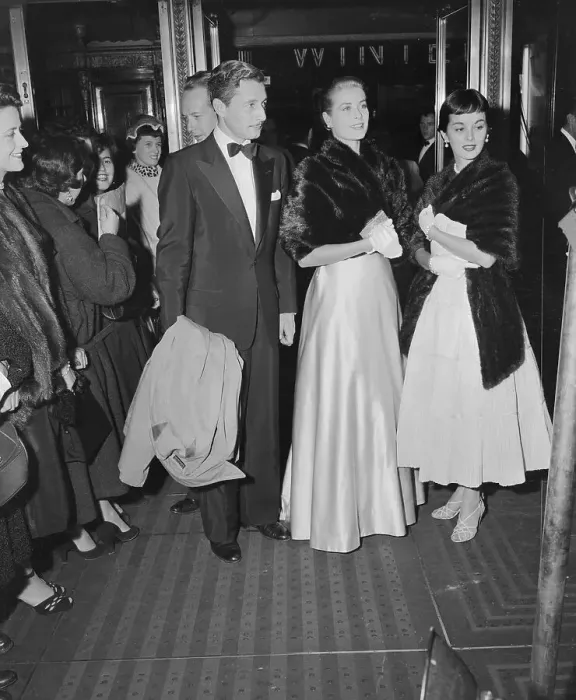 Framed Print : Grace Kelly and Oleg Cassini with Others at March of Dimes Benefit Framed Print : Grace Kelly and Oleg Cassini with Others at March of Dimes Benefit