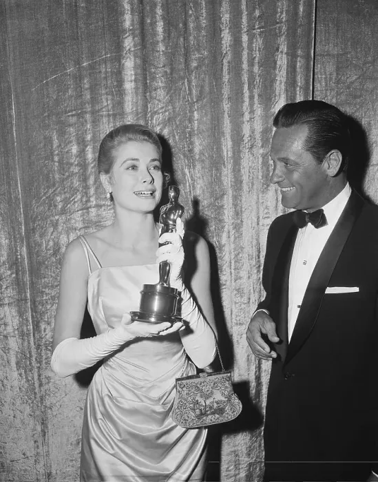 Framed Print : Grace Kelly Receiving Her Academy Award Framed Print : Grace Kelly Receiving Her Academy Award