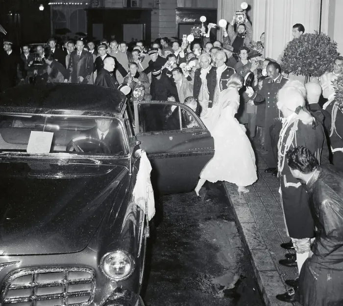 Framed Print : Grace Kelly Stepping Out of a Car Framed Print : Grace Kelly Stepping Out of a Car