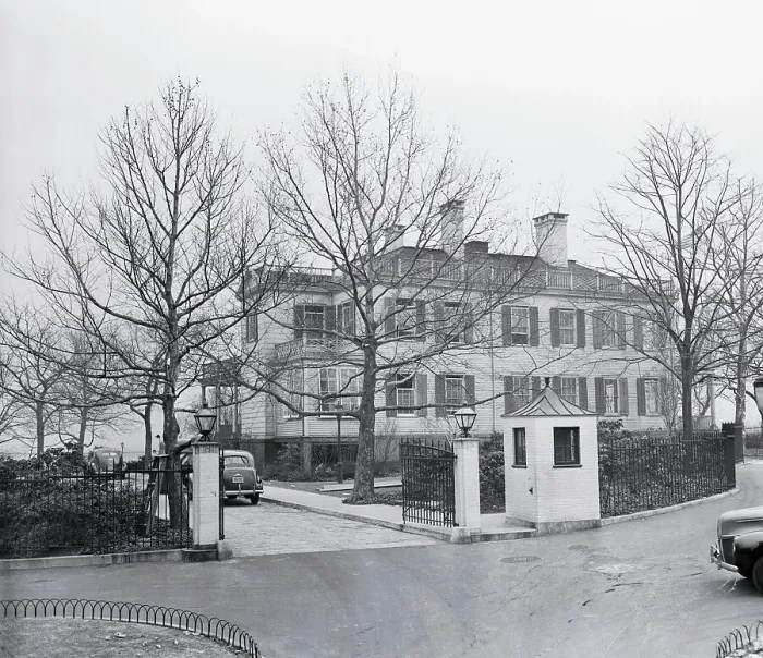 Framed Print : Gracie Mansion Framed Print : Gracie Mansion
