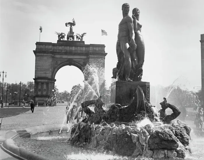 Framed Print : Grand Army Plaza, Brooklyn Framed Print : Grand Army Plaza, Brooklyn