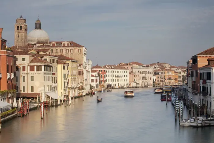 Framed Print : Grand Canal, Canal Grande with boats and palazzi, palaces, Venice, Venezien, Italy Framed Print : Grand Canal, Canal Grande with boats and palazzi, palaces, Venice, Venezien, Italy