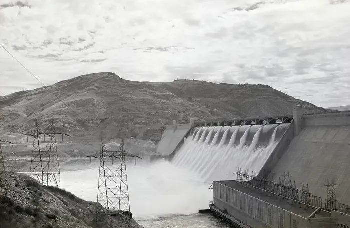 Framed Print : Grand Coulee Dam Framed Print : Grand Coulee Dam