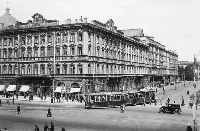 Framed Print : Grand Hotel Europe Framed Print : Grand Hotel Europe