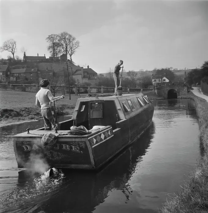 Framed Print : Grand Union Canal Framed Print : Grand Union Canal