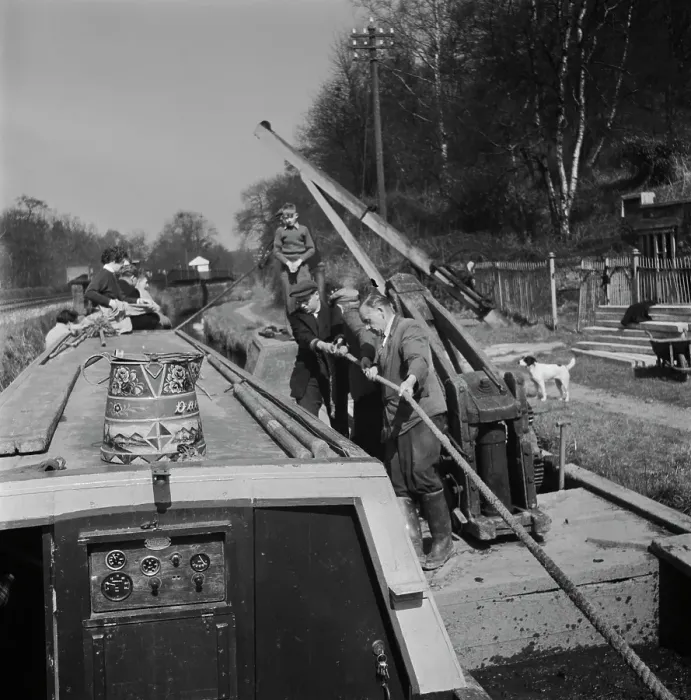 Framed Print : Grand Union Canal Framed Print : Grand Union Canal