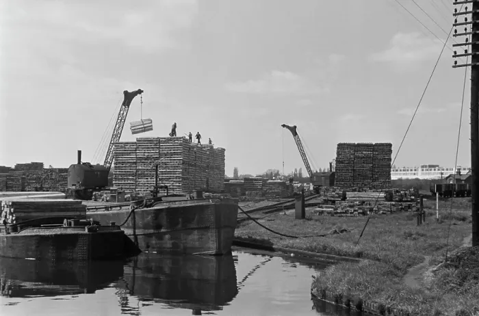 Framed Print : Grand Union Canal Framed Print : Grand Union Canal