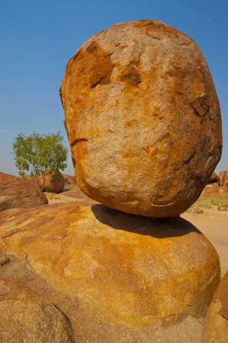 Framed Print : Granite boulders in the Devils Marbles Conservation Reserve, Karlu Karlu, Northern Territories, Australia
