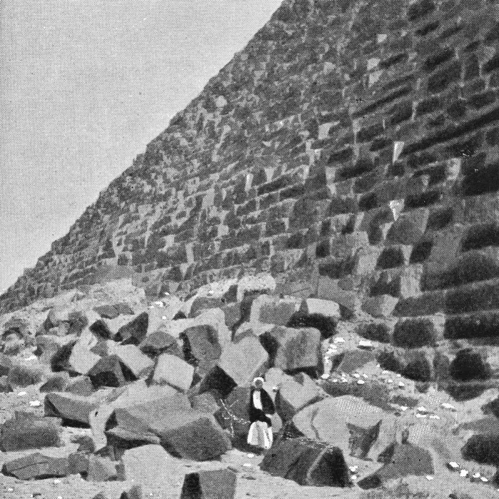 Framed Print : The Great Pyramid in Giza, Egypt - Ottoman Empire Framed Print : The Great Pyramid in Giza, Egypt - Ottoman Empire