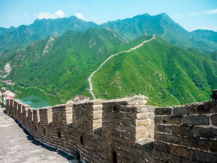 Framed Print : Great wall of china seen from the top of a mountain Framed Print : Great wall of china seen from the top of a mountain