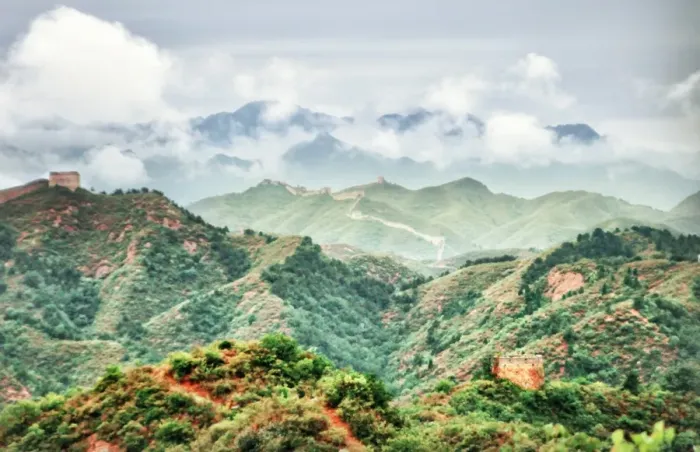 Framed Print : Great Wall of China unrestored cloudy sky and fog Framed Print : Great Wall of China unrestored cloudy sky and fog