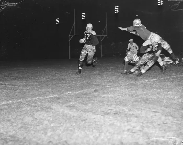 Framed Print : Green Bay Packers Running Back Alluding Tackle Framed Print : Green Bay Packers Running Back Alluding Tackle