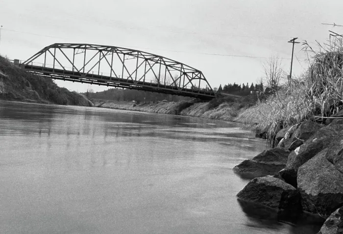Framed Print : Green River, Seattle Framed Print : Green River, Seattle