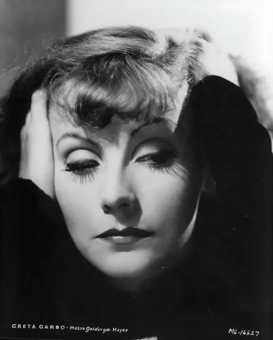 Framed Print : Greta Garbo Framed Print : Greta Garbo