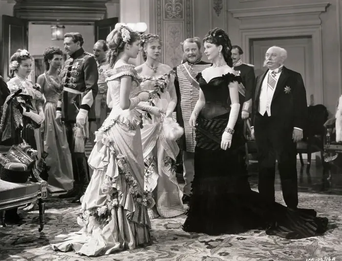 Framed Print : Greta Garbo Acting with Fellow Actors Framed Print : Greta Garbo Acting with Fellow Actors