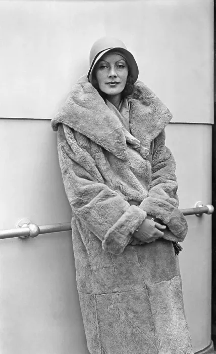 Framed Print : Greta Garbo Leaving New York Framed Print : Greta Garbo Leaving New York