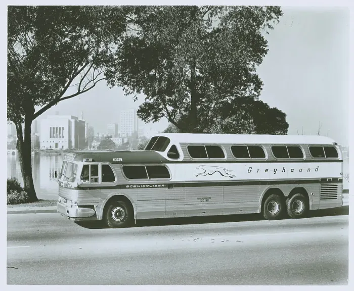 Framed Print : Greyhound Scenicruiser Framed Print : Greyhound Scenicruiser