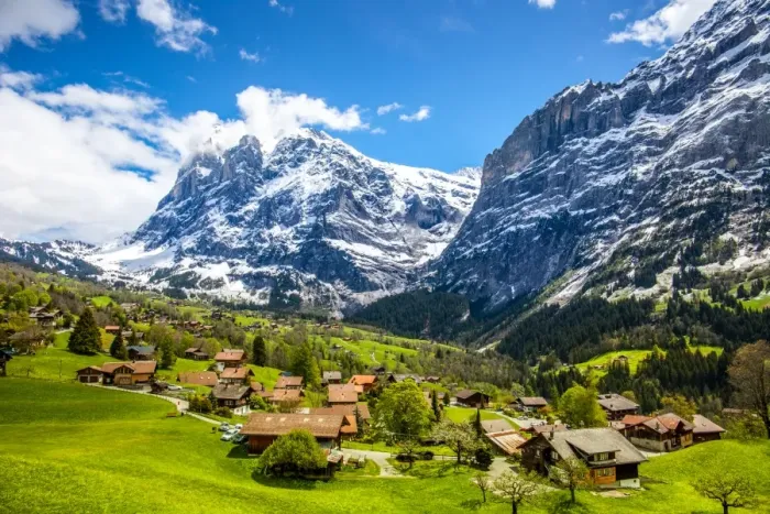 Framed Print : Grindelwald Framed Print : Grindelwald