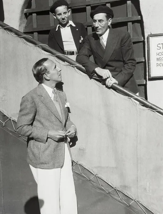 Framed Print : Groucho Marx and Son Conversing with Charles Butterworth Framed Print : Groucho Marx and Son Conversing with Charles Butterworth