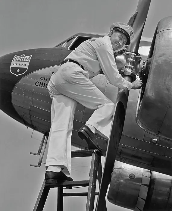 Framed Print : Ground Crew Framed Print : Ground Crew