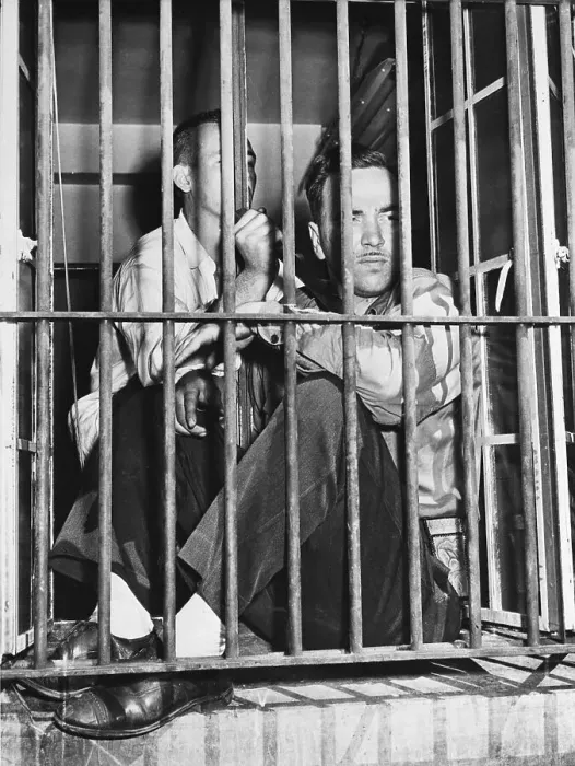 Framed Print : Guard Held In Cell W / Knife To Throat Framed Print : Guard Held In Cell W / Knife To Throat