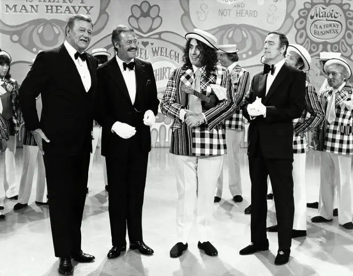 : Guests on Rowan and Martin's Laugh-In : Guests on Rowan and Martin's Laugh-In