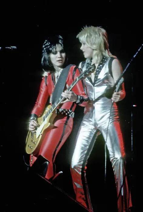 Framed Print : Guitarist Joan Jett & Singer Cherie Currie of the rock band The Runaways Framed Print : Guitarist Joan Jett & Singer Cherie Currie of the rock band The Runaways