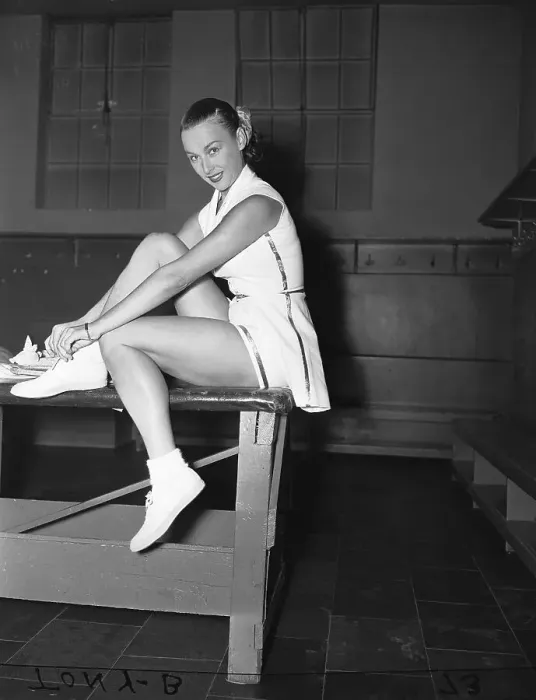 Framed Print : Gussie Moran Tying Her Shoe Framed Print : Gussie Moran Tying Her Shoe