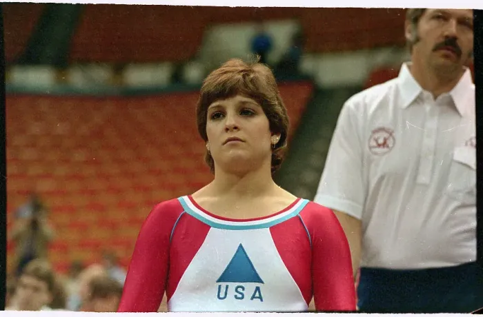 Framed Print : Gymnastics Olympian Mary Lou Retton on the Court Framed Print : Gymnastics Olympian Mary Lou Retton on the Court