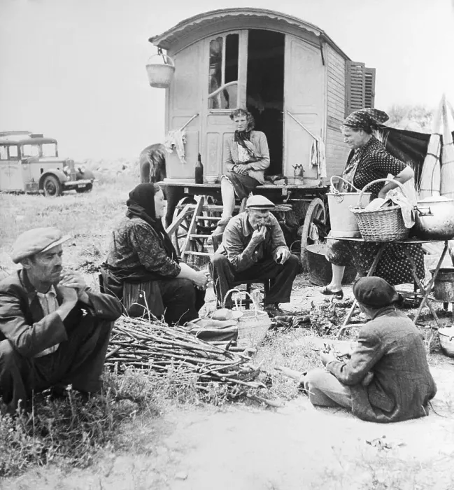 Framed Print : Gypsies Gathered Beside Wagon Framed Print : Gypsies Gathered Beside Wagon