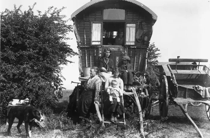 Framed Print : Gypsy Caravan