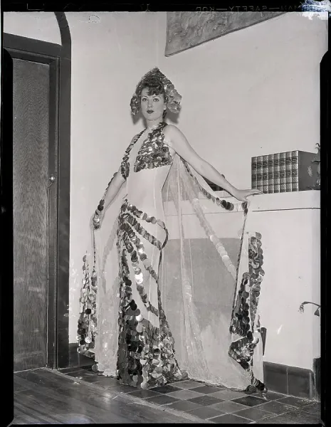 gold burlesque gypsy rose lee dress in silver 1969 Gypsy Rose Lee Custom Couture Ivory Lace & Pink Silk Victorian Go main image 1