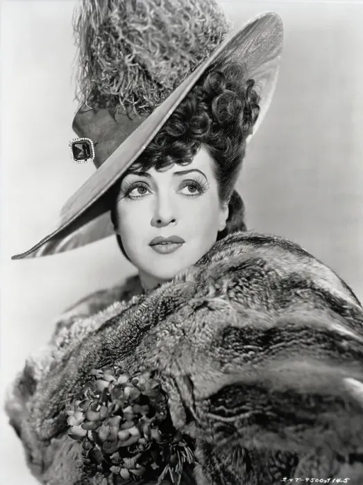 Framed Print : Gypsy Rose Lee In Feathered Hat And Fur Framed Print : Gypsy Rose Lee In Feathered Hat And Fur