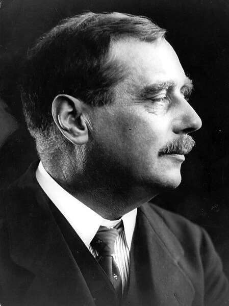 H G Wells. circa 1920: H G Wells (Herbert George Wells