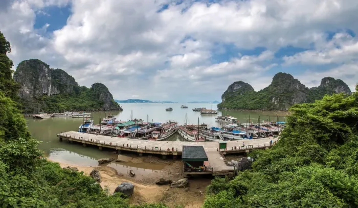 Framed Print : Ha Long Bay Framed Print : Ha Long Bay