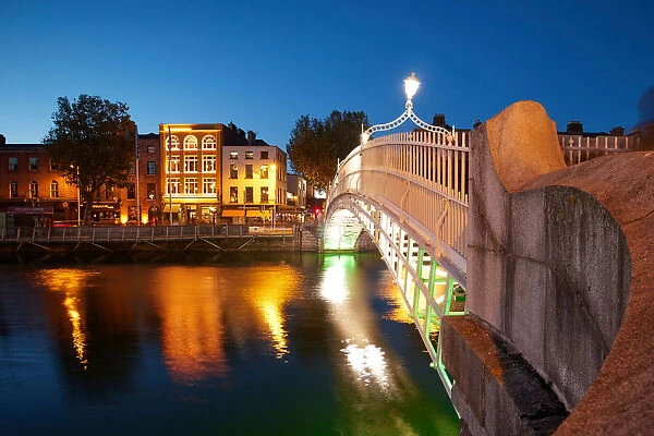 Ha penny Bridge, Dublin City, Ireland